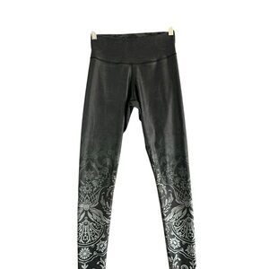 NIYAMA "Midnight Kiss" No Slip Waist Leggings Size Small